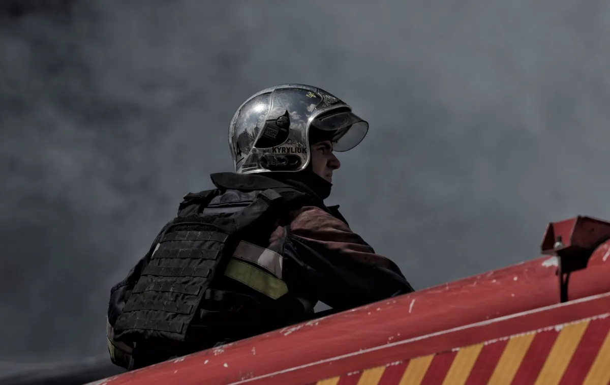 Атака на склади Одещини: двічі обстріляні складські приміщення, пожежі й постраждалі