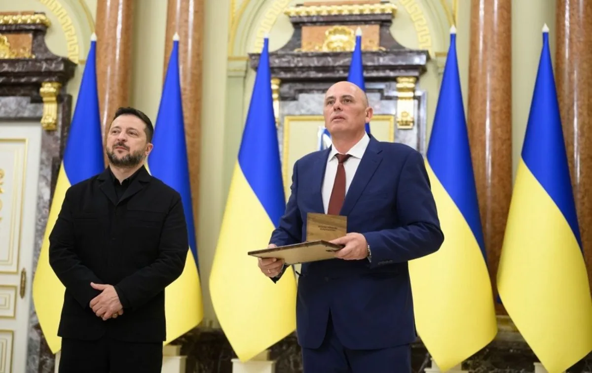 Директор Придніпровської ТЕС отримав нагороду за мужність на фронті