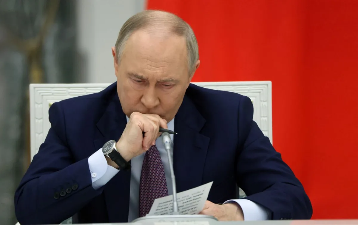 Росія скоротила цивільні видатки на третину через дефіцит на війну