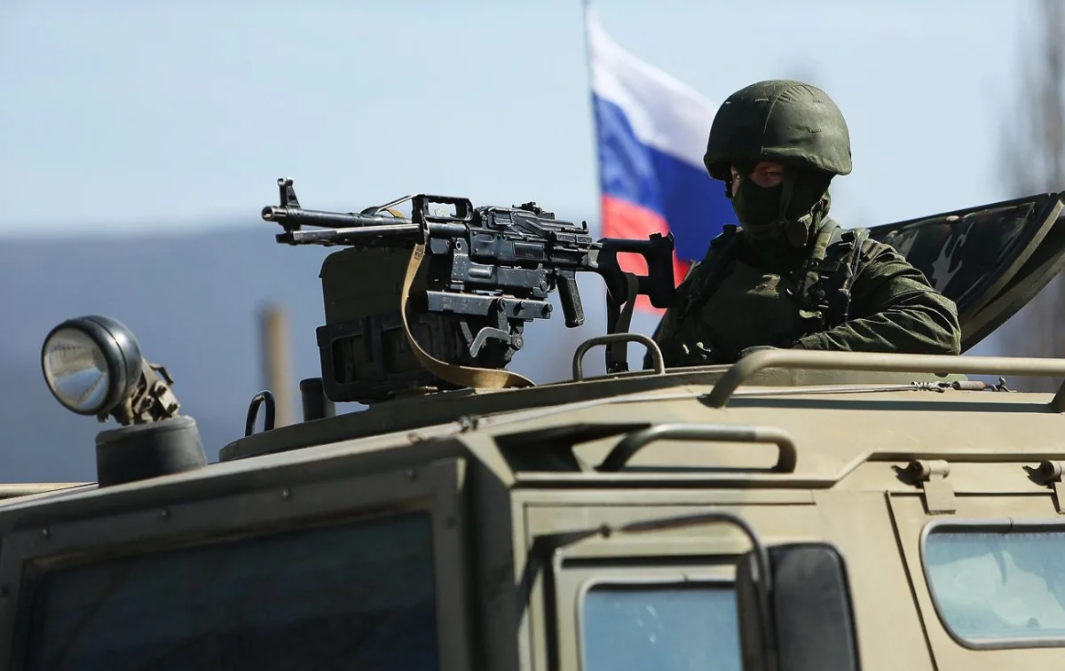 Крим під атакою: цілу ніч вибухи та масовий блекаут електропостачання