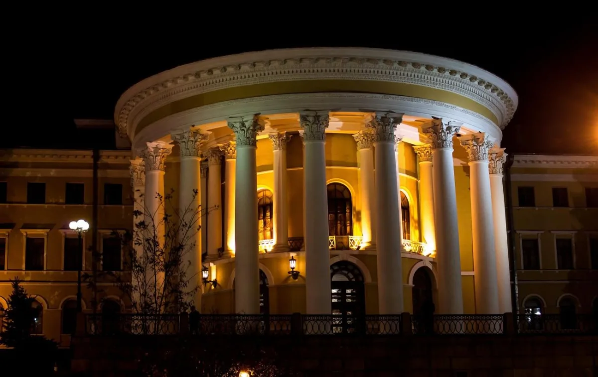 Жовтневий палац у Києві повернено державі: історія та значення