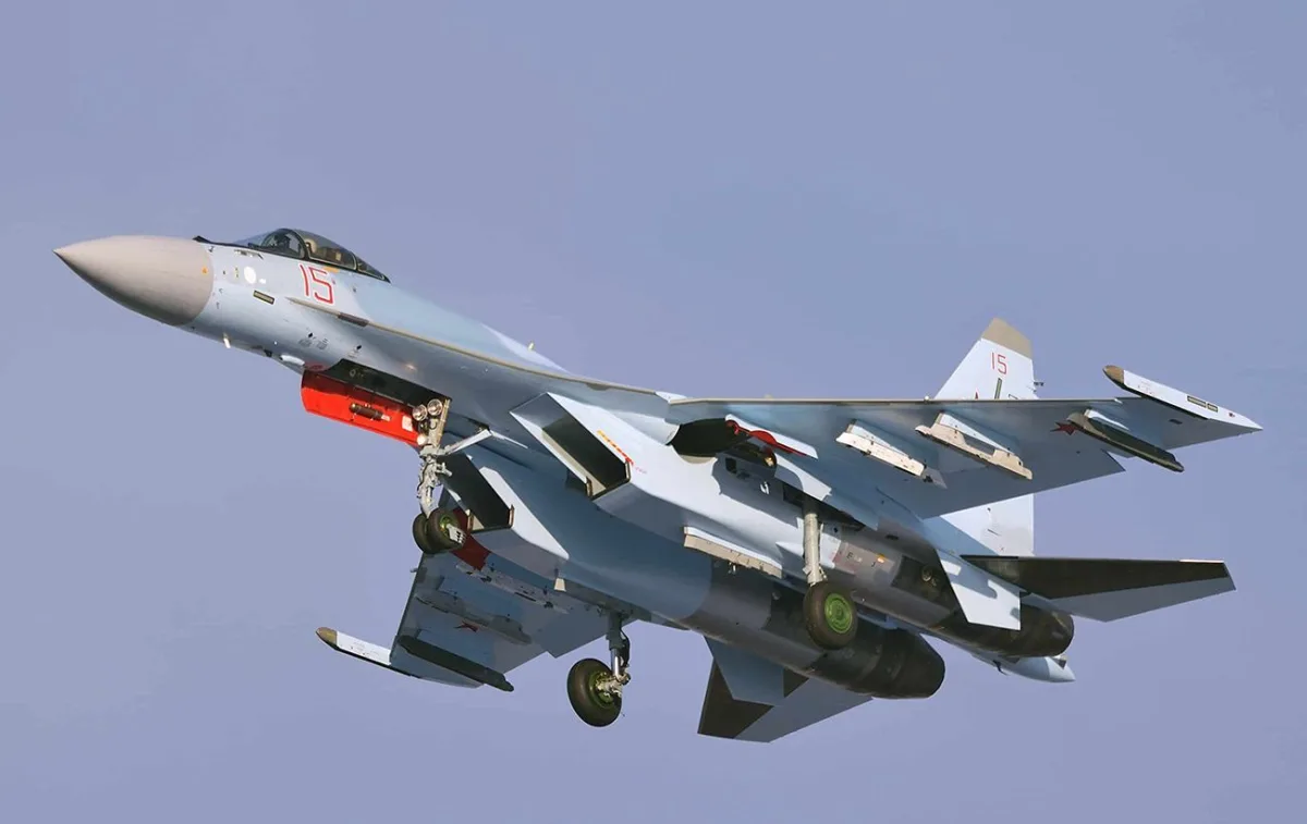 Виробники Су-35С: які підприємства постачають дитальні для російського винищувача