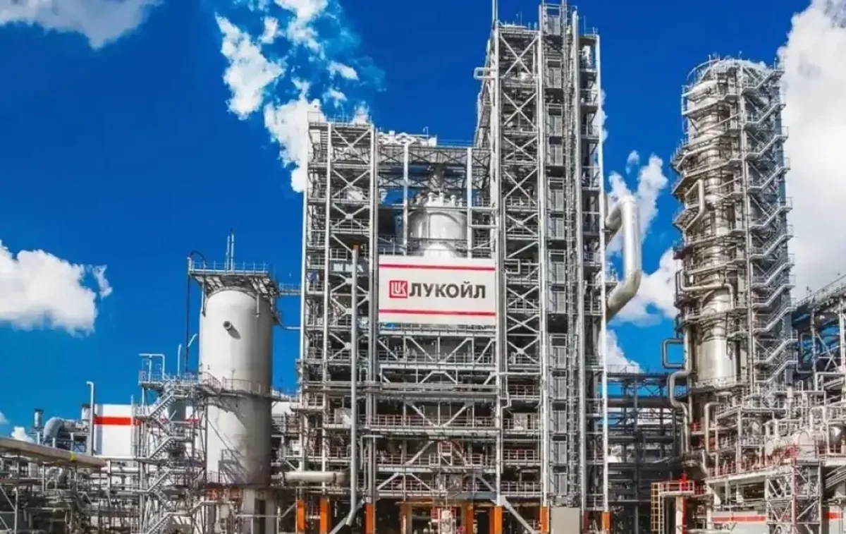 Четвертий НПЗ Росії зупинив переробку нафти після атаки дрона у 2026