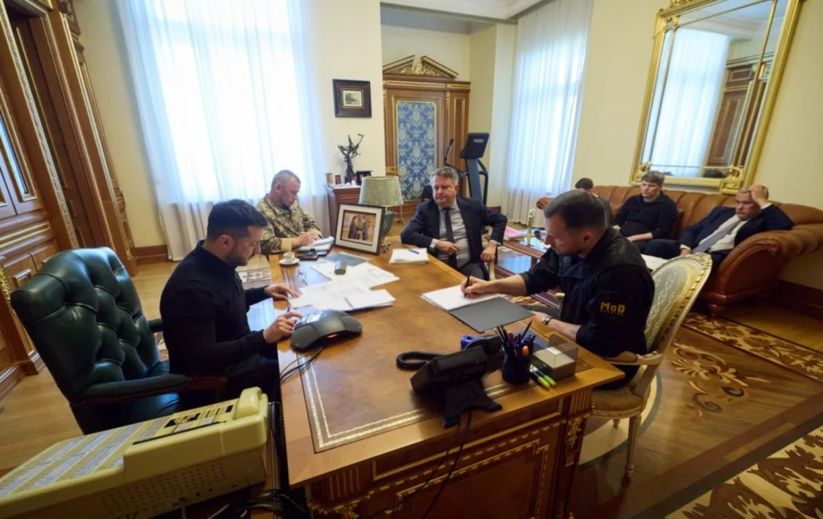 Макрон допоможе Україні отримати ракети для Patriot: деталі переговорів